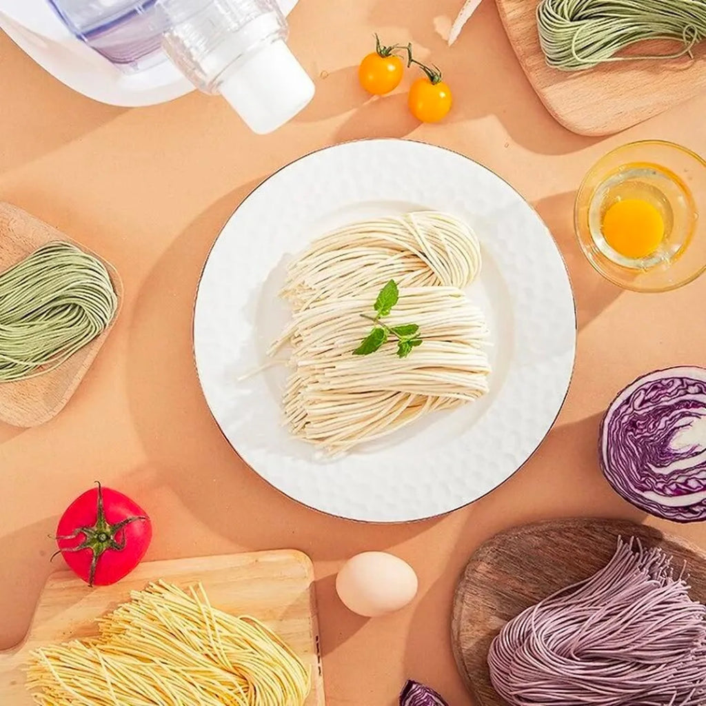 Máquina para hacer pasta eléctrica con 12 moldes, máquina para hacer pasta en 3 minutos, 43,7 x 30,6 x 21,9 cm, 200 W