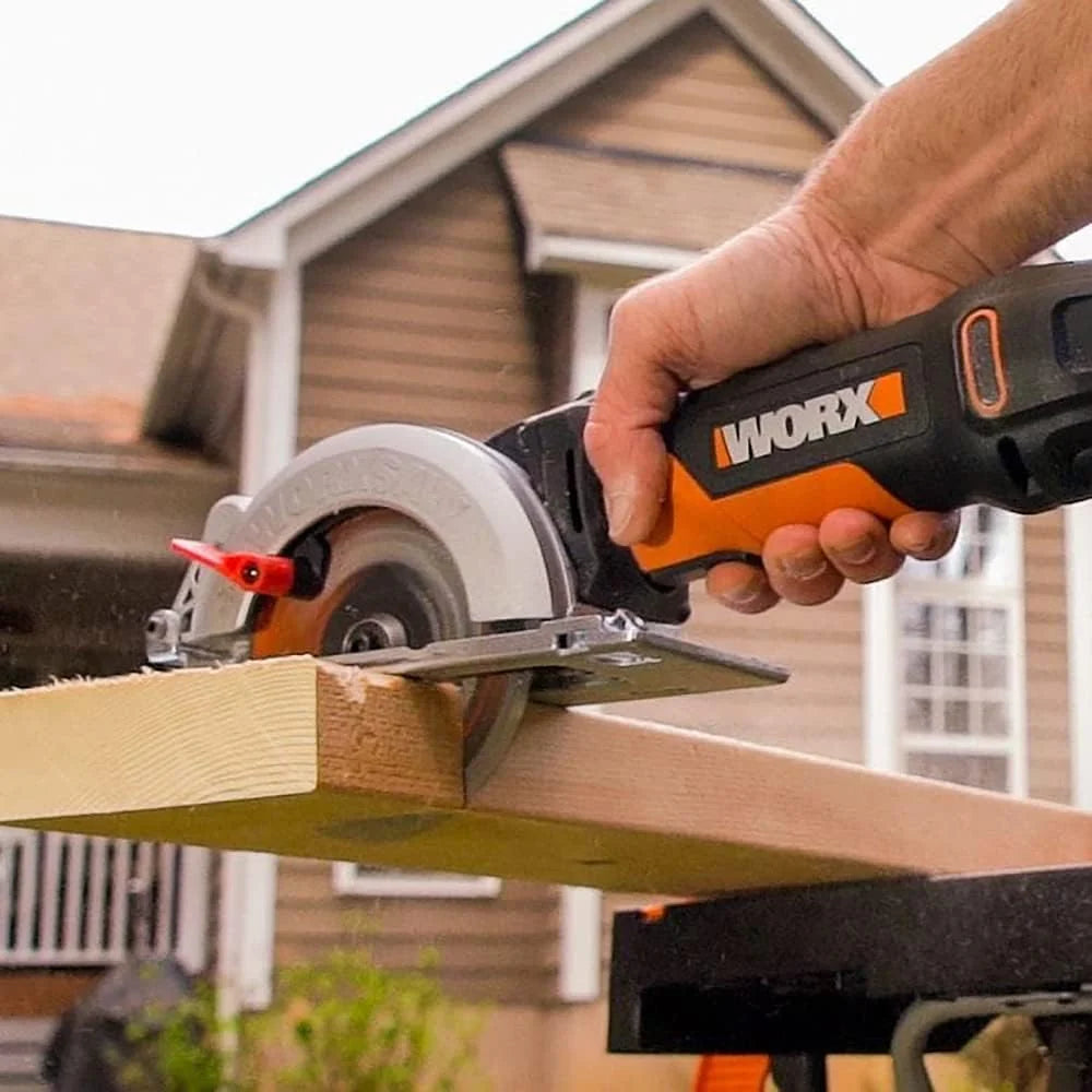 WORX Sierra circular WORXSaw XL 46mm, 800W | WX437 | Guía láser, sistema de aspiración integrado, rápido ajuste de profundidad, cambio de disco sencillo
