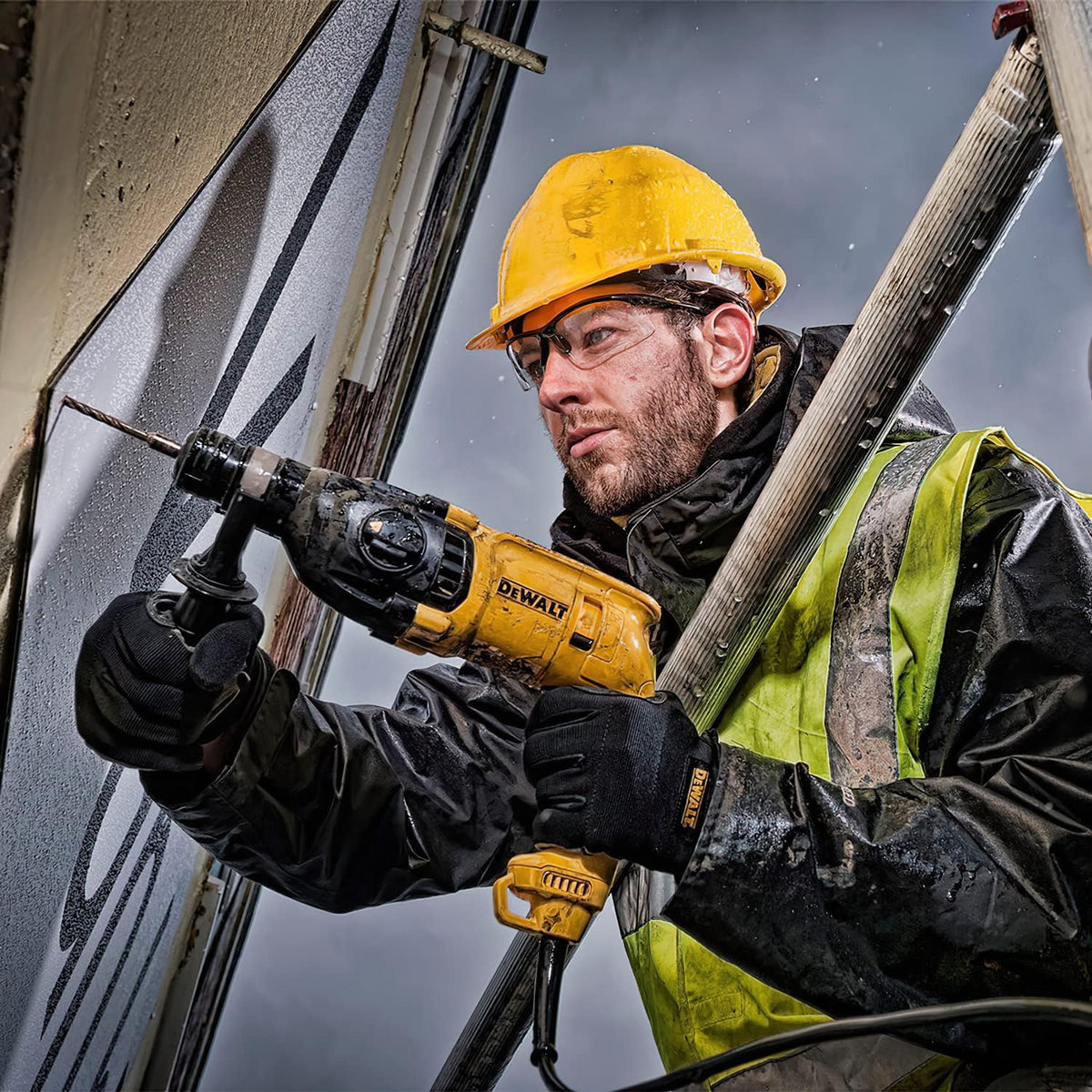 DEWALT D25133K-QS - Martillo Ligero Combinado 800 W 2.6J SDS-Plus, 3 modos, Empuñadura lateral multiposición, Tope de profundidad, Maletín de transporte TSTAK