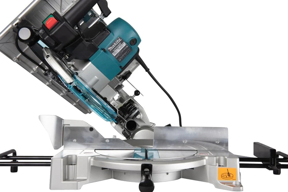 Makita LH1040F - Ingletadora Con Mesa Y Luz 1650W 4800 Rpm Disco 260 Mm 14 Kg