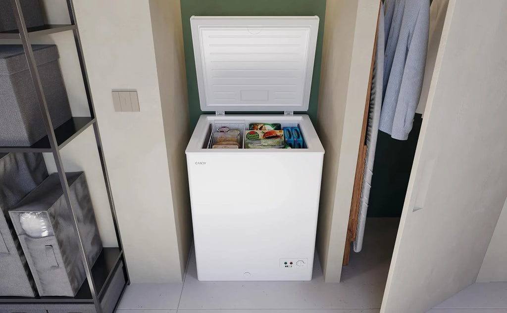 Candy CCHH 145E, Congelador Arcón Horizontal, Ancho 70CM, 137L, Tecnología Estática, 1 Cesto, Control Electrónico Externo, Indicador de Temperatura, Alarma Aumento de Temperatura, 39DB, Blanco