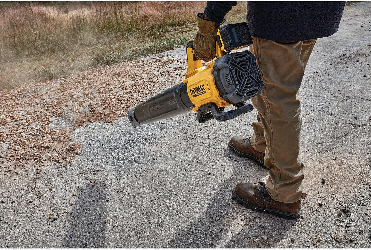 DEWALT Soplador sin escobillas 18V XR 200 km/h 450 CFM DCMBL562N-XJ