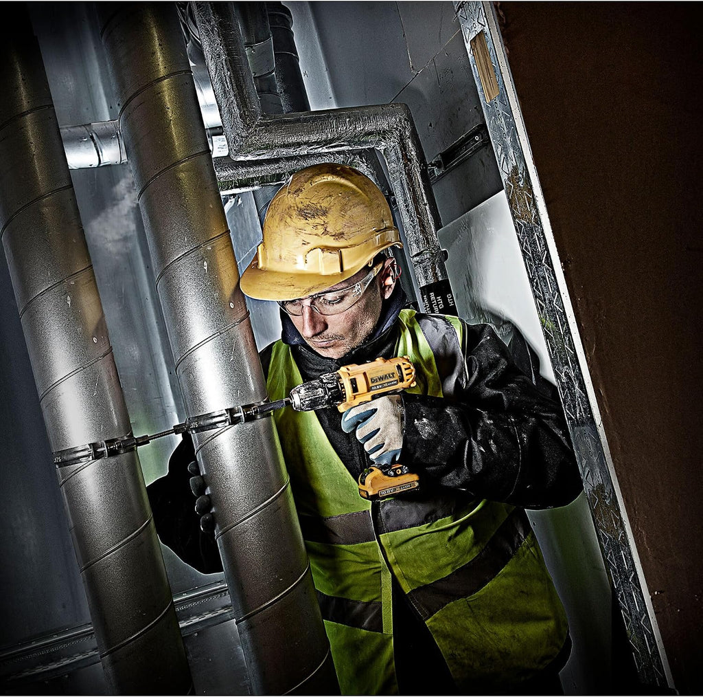 Dewalt DCD710D2 - Taladro Atornillador XR 10.8V, 24 Nm, con 2 Baterías de Litio 2Ah y Maletín, Negro/Amarillo