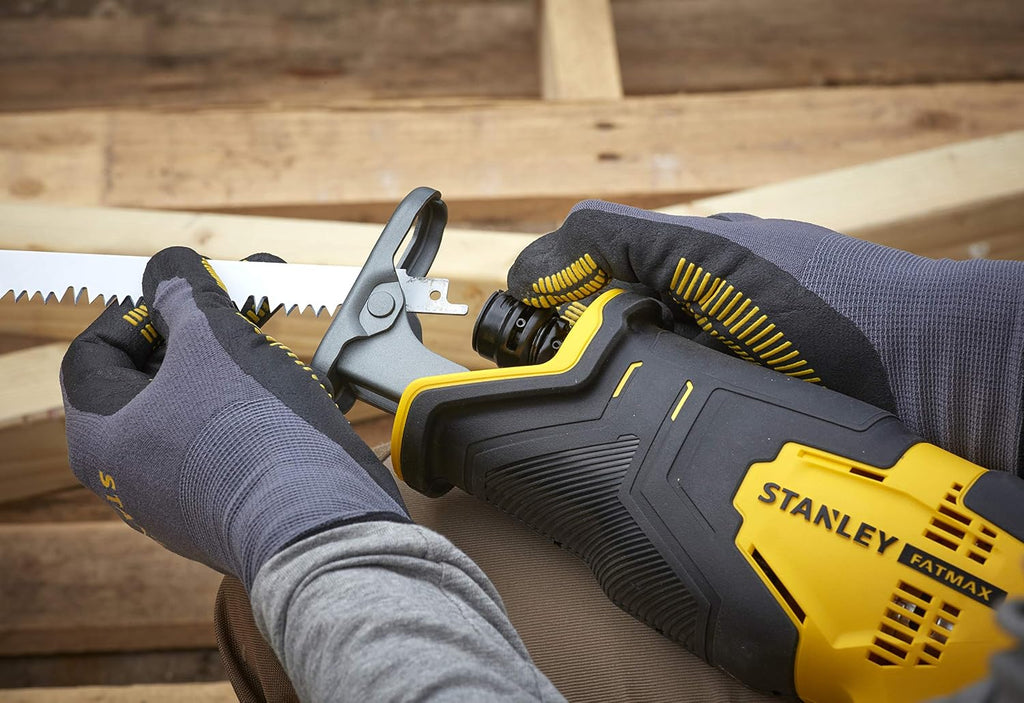 STANLEY FATMAX Sierra sable V20 Litio 18V, Velocidad hasta 3000 cpm, longitud de carrera 25mm, incluye 2 baterías 2Ah, cargador y maletín, SFMCS300D2K-QW