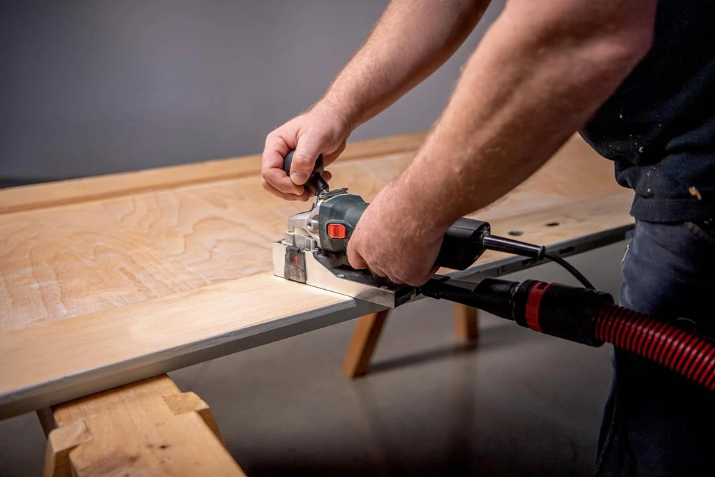 metabo LF 850 S Fresadora de Pintura, 850 W para Madera con metaBOX