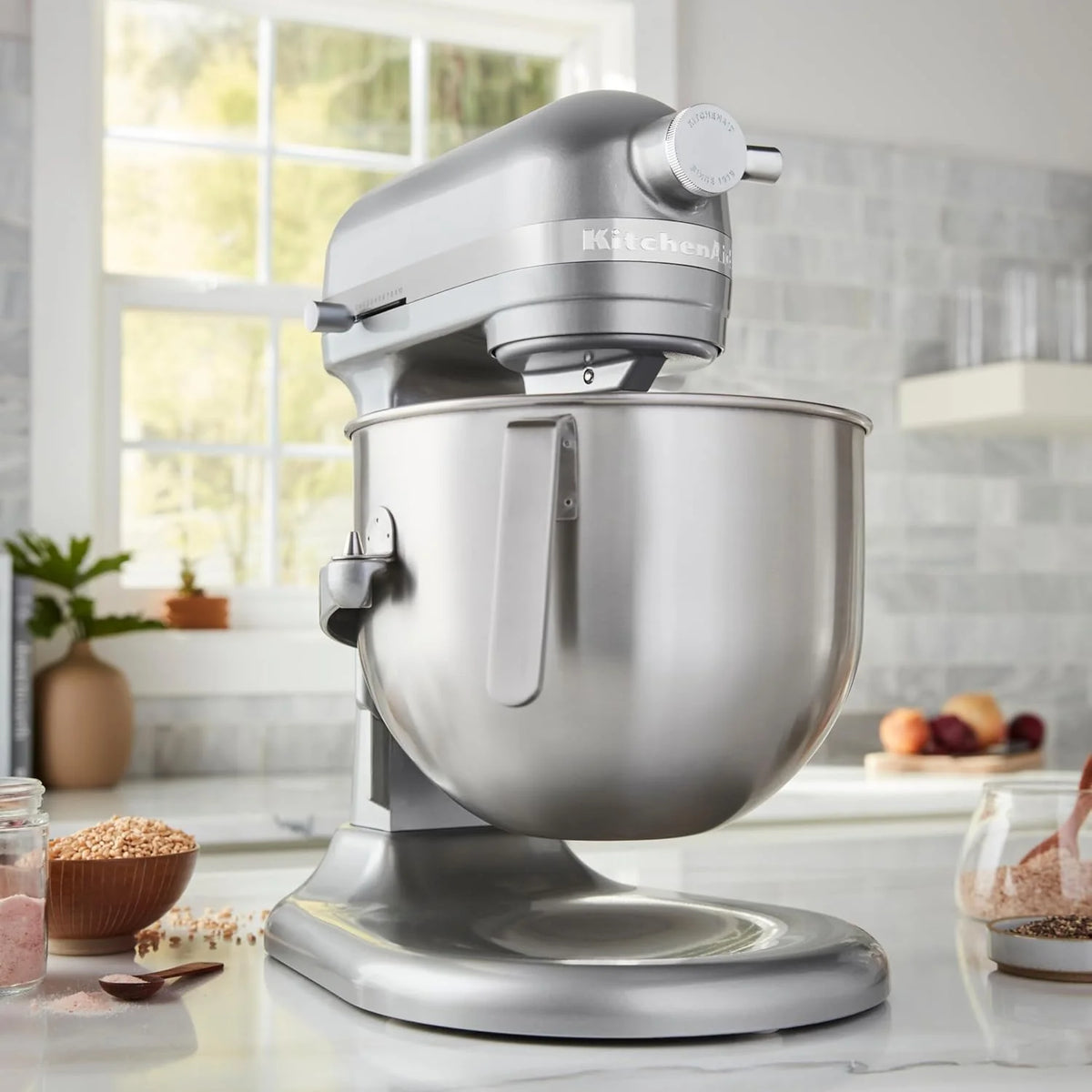 KitchenAid Batidora Amasadora Heavy Duty 6.6L, Engranajes Todo Metal, 11 Velocidades, Arranque Suave, Corte por Sobrecalentamiento, Bol 3 Puntos, Plata Contour
