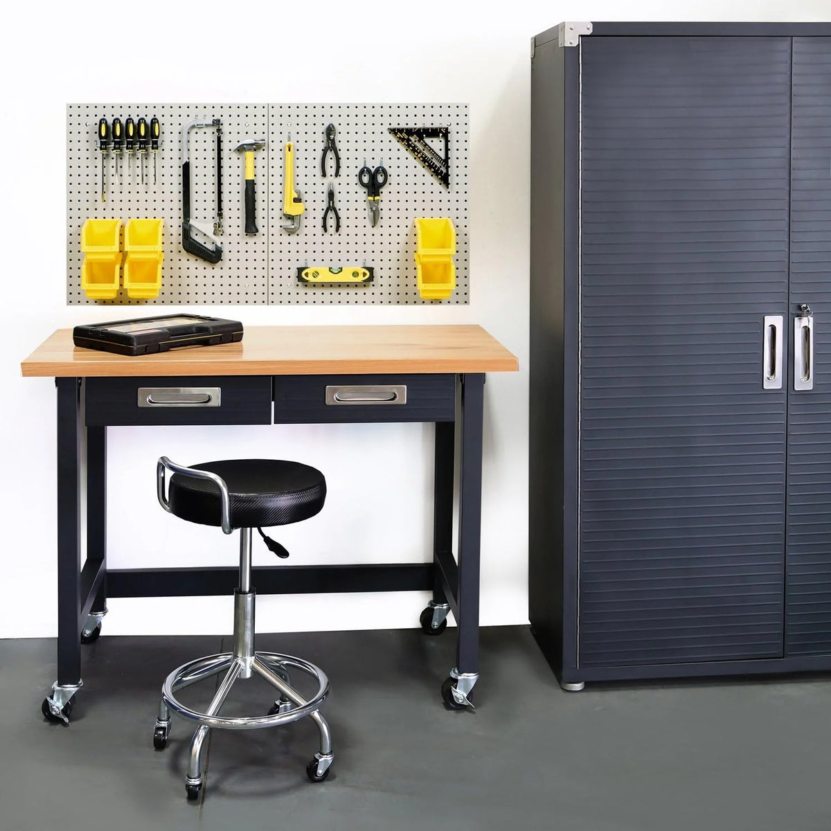 Seville Classics UltraHD® Banco de Trabajo Rodante con 2 Cajones, para oficina, garaje y taller, 122 x 61 x 95,3 cm, Grafito