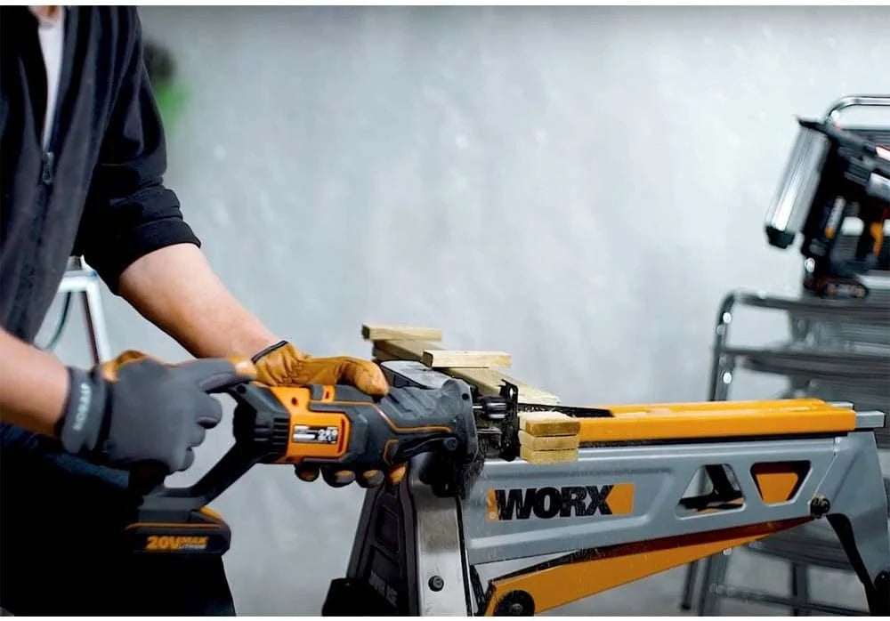 WORX WX500 Sierra de sable 20V PowerShare, Batería 2Ah, Control de velocidad variable, Cambio de cuchillas sin herramientas, Patín pivotante ajustable