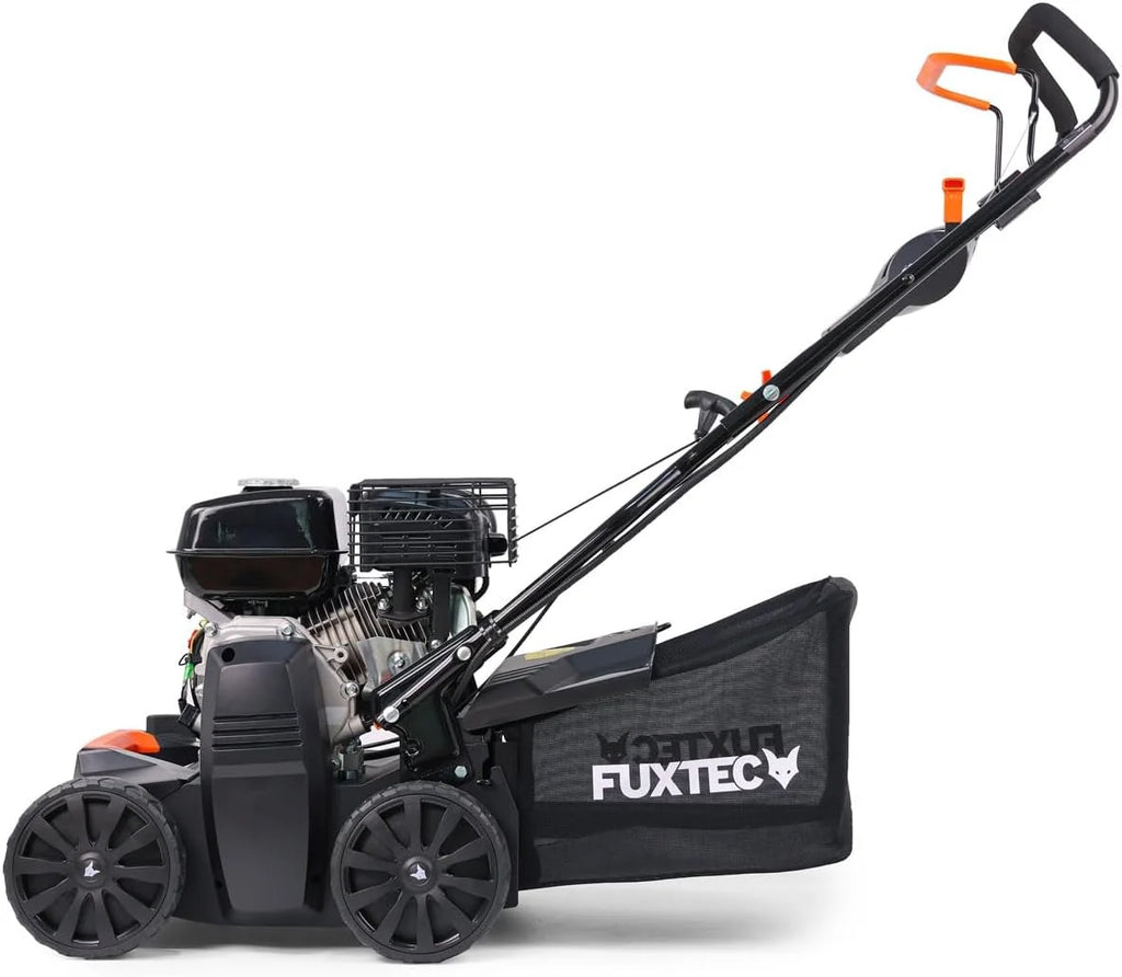 FUXTEC Escarificador Aireador de Gasolina 3 en 1 FX-BV240 Motor 4 Tiempos 4,1 kW, Rodillo con 18 Cuchillas y 24 púas de Resorte, asa de Transporte y recolector de 45 L