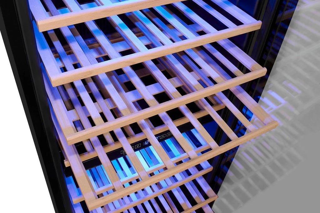 Exquisit® Vinoteca para 114 Botellas, 220L, Negro, Clase G, Dos Zonas de Temperatura 5-20°C, Control Digital LCD, Puerta de Cristal Reversible, Medidas (129,0 x 55,2 x 57,5 cm)