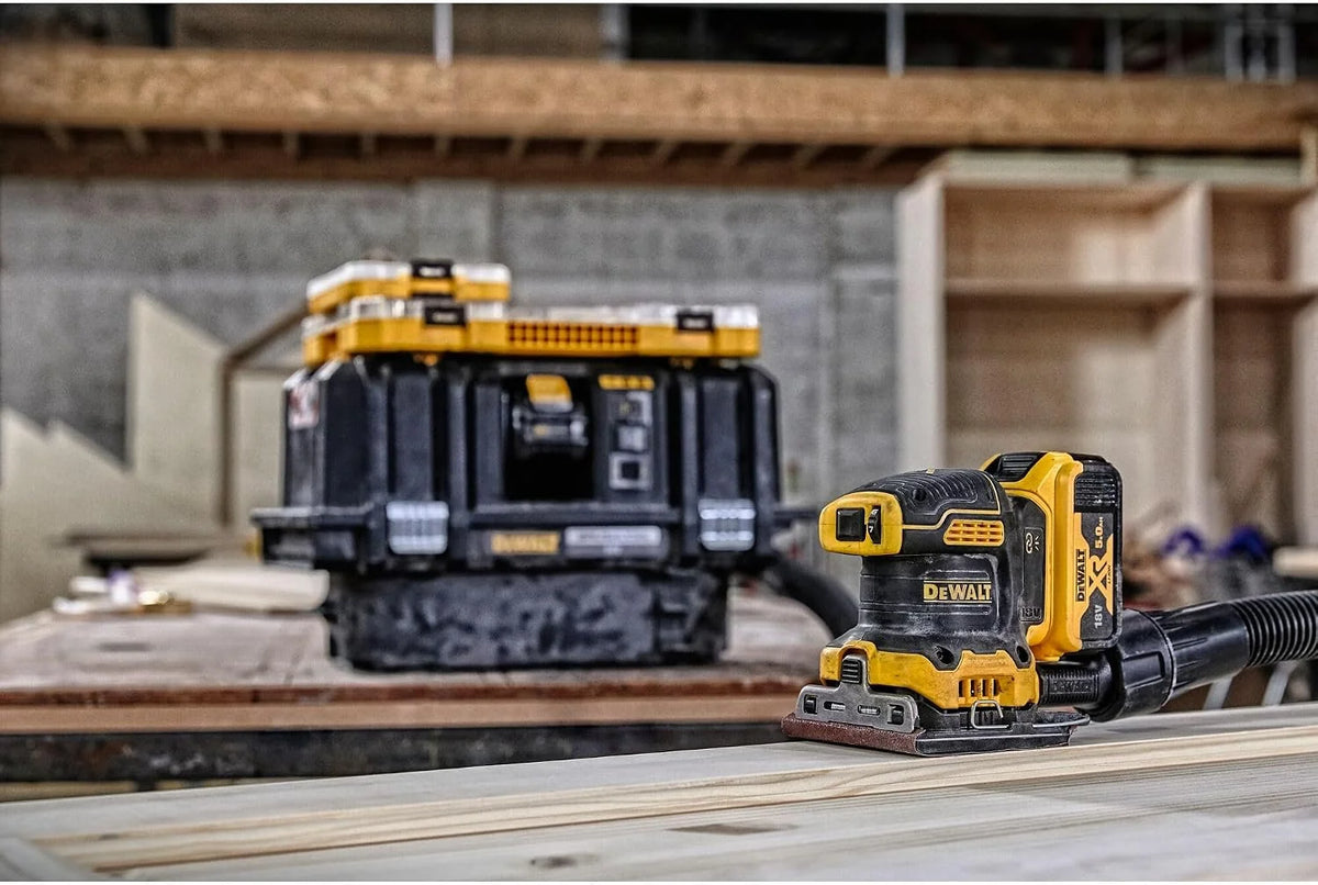 DEWALT DCW200N-XJ DCW200N 18V XR 1/4 hoja de lijadora de palma, 18 V