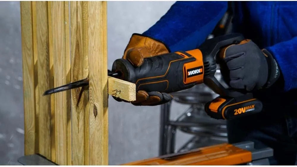 WORX WX500 Sierra de sable 20V PowerShare, Batería 2Ah, Control de velocidad variable, Cambio de cuchillas sin herramientas, Patín pivotante ajustable