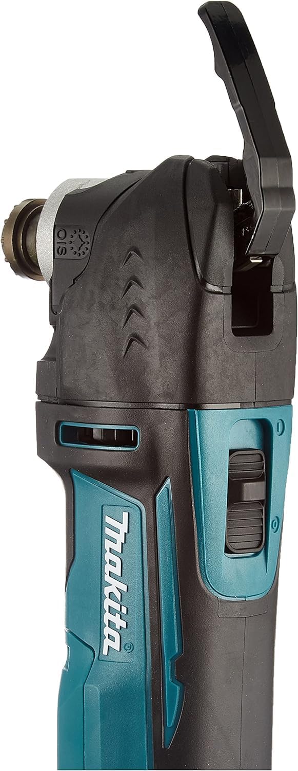 Multiherramienta 18V LXT MakPac Cierra rápido marca Makita