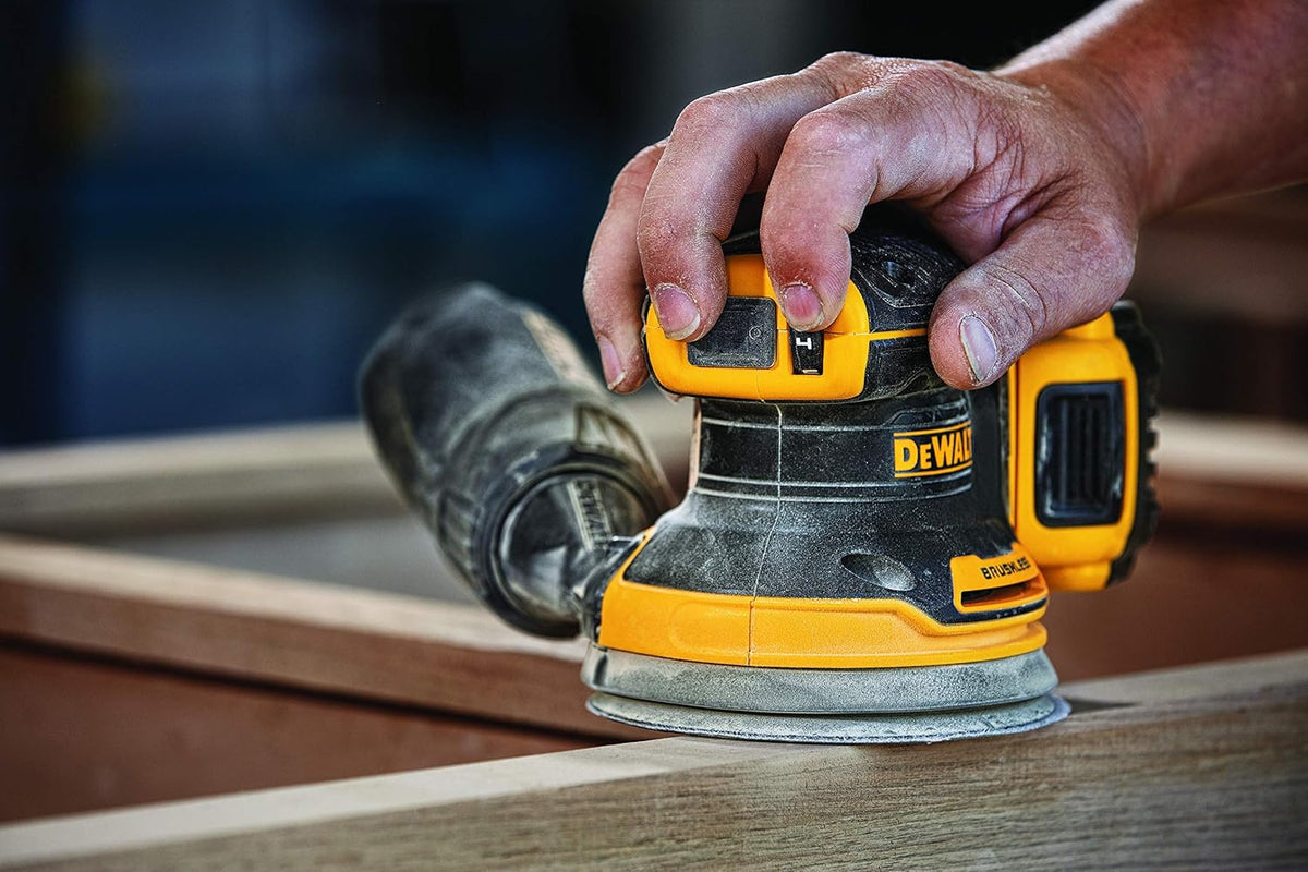 DEWALT - Lijadora orbital de 20 V MAX, solo herramienta (DCW210B)