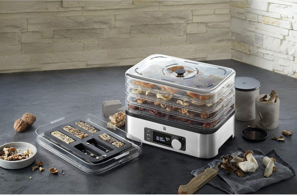 WMF Kitchenminis - Deshidratadora Snack To Go, 250 W con 5 bandejas altura regulable, pantalla LCD, 30-70ºC, libre de BPA,Tritan, Acero Inoxidable cromargan