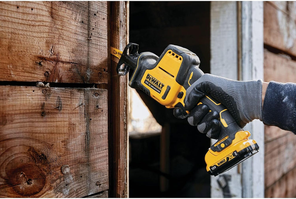 DEWALT Sierra sable compacta sin escobillas XR 12V, DCS312N-XJ