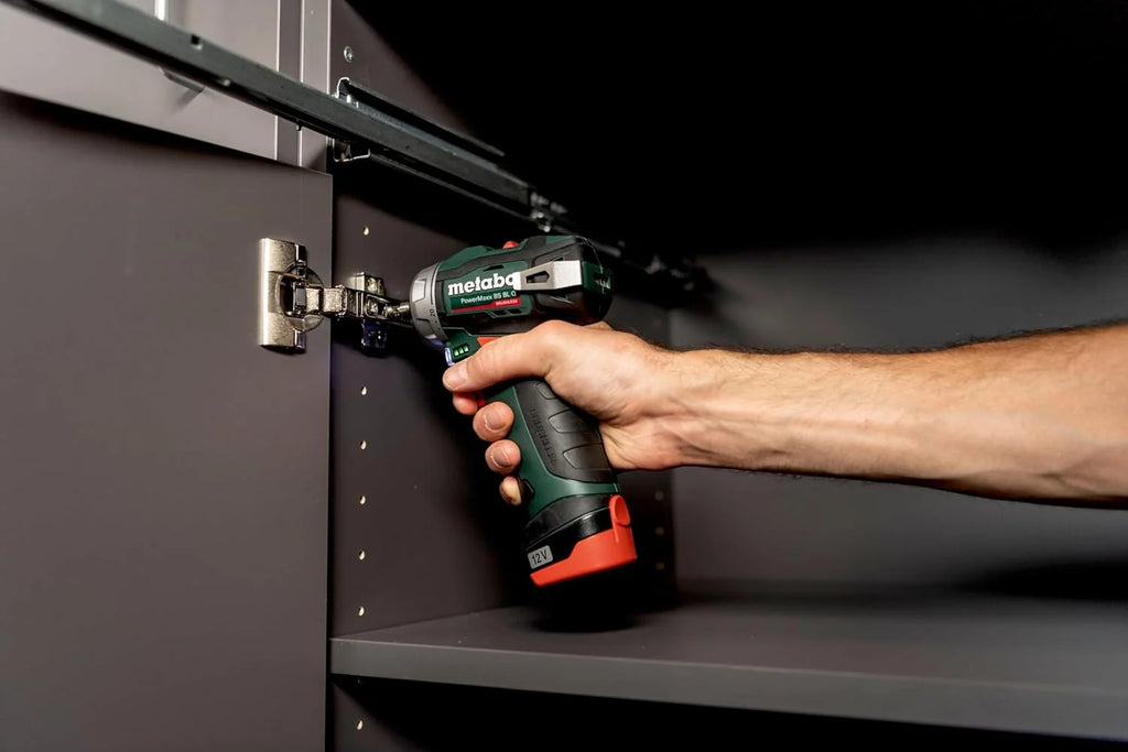 metabo PowerMaxx BS BL Q 601749500 - Taladro atornillador inalámbrico Li-ION 12V 2Ah + 2 pilas