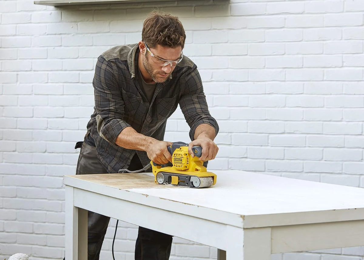 STANLEY FATMAX Lijadora de banda con caja de herramientas, FMEW204K-QS