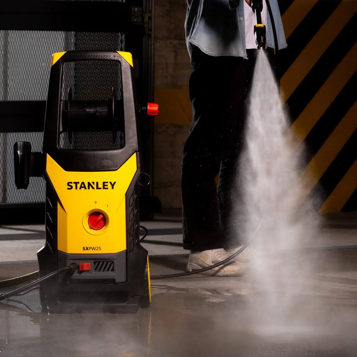 Stanley Hidrolimpiadora de Alta Presión SXPW25E (2500 W, 170 Bar, 500 l/h)
